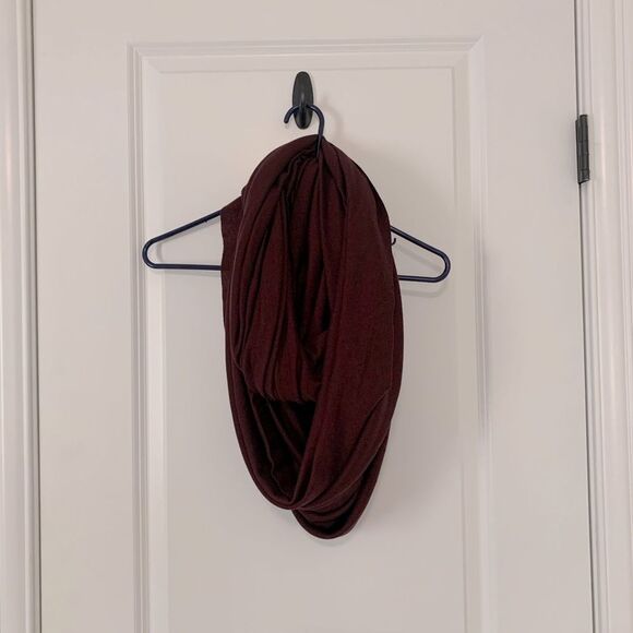 Anthropologie Burgundy Infinity Scarf - Picture 1 of 3